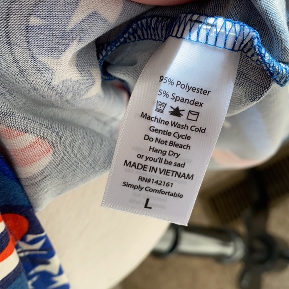 • Lularoe Irma Top • - Picture 4 of 5